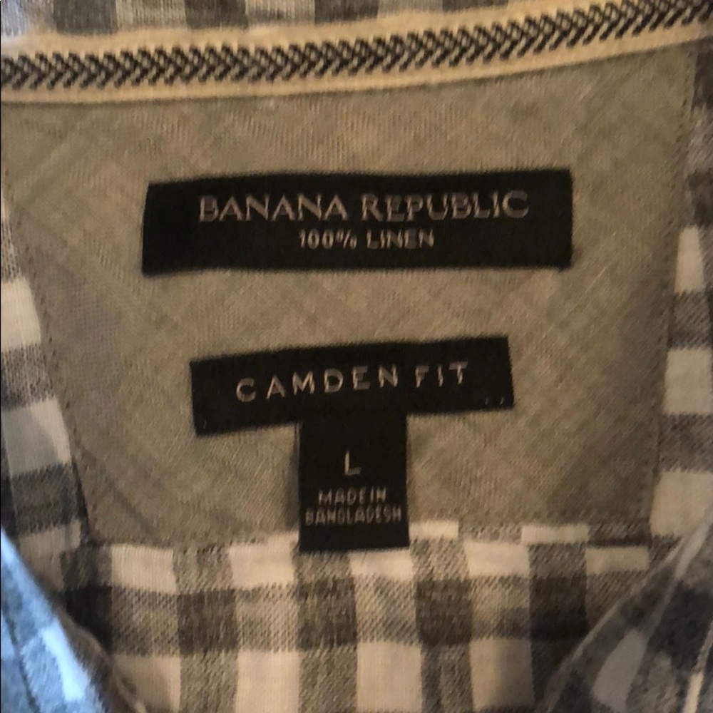 Men’s Linen button down - Picture 2 of 3